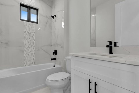 Casa en venta en Port Charlotte, Florida, 3 dormitorios, 170.85 m2 № 1567979 - foto 25
