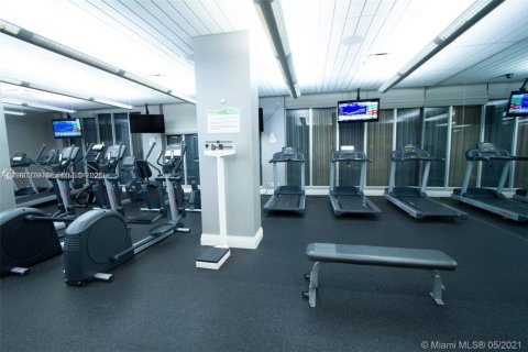 Copropriété à louer à Hollywood, Floride: 1 chambre, 73.3 m2 № 2046488 - photo 25