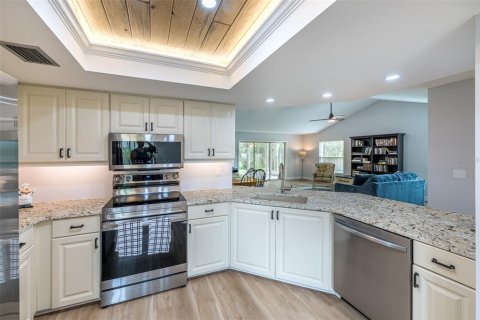 Condo in Sarasota, Florida, 2 bedrooms  № 1903059 - photo 20