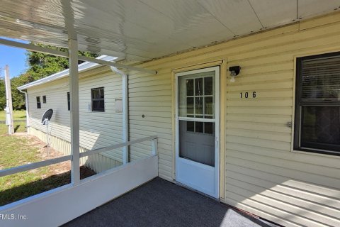 Casa en venta en Pomona Park, Florida, 3 dormitorios, 75.81 m2 № 770710 - foto 1