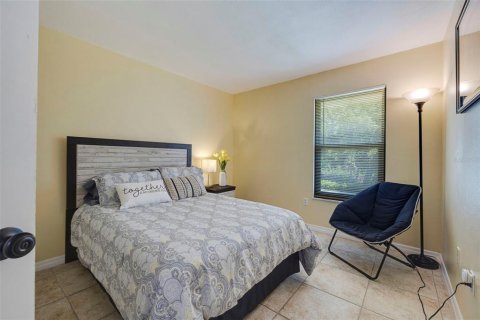 Condominio en alquiler en Saint Petersburg, Florida, 3 dormitorios, 111.48 m2 № 1607913 - foto 16