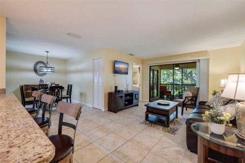 Condominio en alquiler en Saint Petersburg, Florida, 3 dormitorios, 111.48 m2 № 1607913 - foto 18