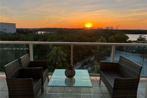 Купить кондоминиум в Санни-Айлс-Бич, Флорида 2 спальни, 141.3м2, № 2049109 - фото 27