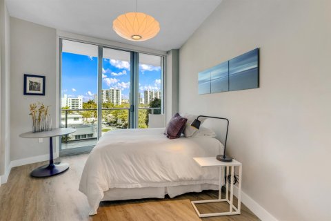 Condo in Fort Lauderdale, Florida, 3 bedrooms № 2154485 - photo 19