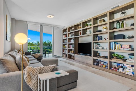 Condo in Fort Lauderdale, Florida, 3 bedrooms № 2154485 - photo 7