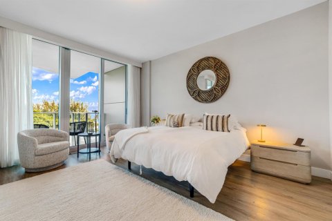 Condo in Fort Lauderdale, Florida, 3 bedrooms № 2154485 - photo 13