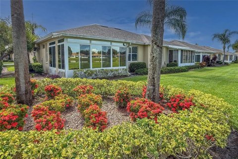 Condo in Sun City Center, Florida, 3 bedrooms  № 1919893 - photo 4