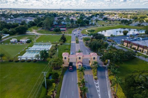 Condo in Sun City Center, Florida, 3 bedrooms  № 1919893 - photo 30