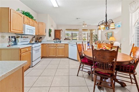 Condo in Sun City Center, Florida, 3 bedrooms  № 1919893 - photo 22