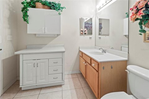 Condo in Sun City Center, Florida, 3 bedrooms  № 1919893 - photo 15