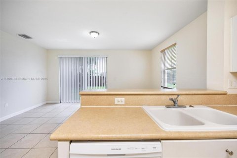 Condo in Homestead, Florida, 3 bedrooms  № 1683856 - photo 30