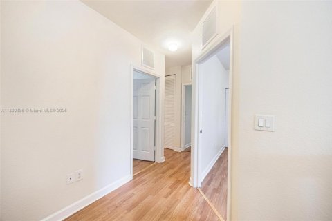 Condo in Homestead, Florida, 3 bedrooms  № 1683856 - photo 10