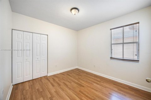 Condo in Homestead, Florida, 3 bedrooms  № 1683856 - photo 16