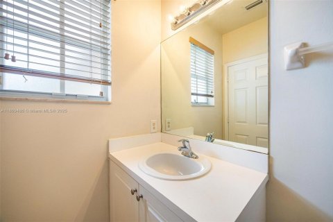 Condo in Homestead, Florida, 3 bedrooms  № 1683856 - photo 14