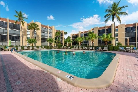 Apartamento en alquiler en Hutchinson Island South, Florida, 2 dormitorios, 102.38 m2 № 2057547 - foto 17