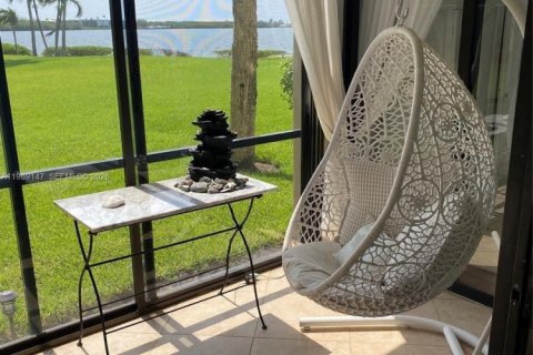 Apartamento en alquiler en Hutchinson Island South, Florida, 2 dormitorios, 102.38 m2 № 2057547 - foto 24