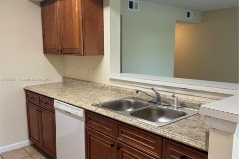 Condo in Boynton Beach, Florida, 1 bedroom  № 1958351 - photo 25
