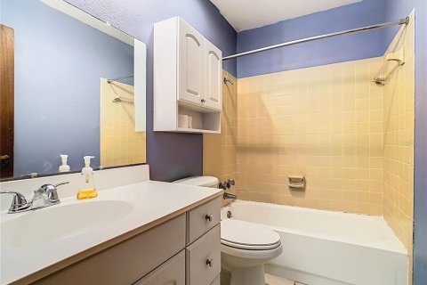 House in Lakeland, Florida 3 bedrooms, 162.02 sq.m. № 1899871 - photo 18
