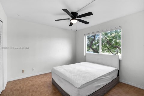 Condo in Pompano Beach, Florida, 2 bedrooms  № 1802827 - photo 14