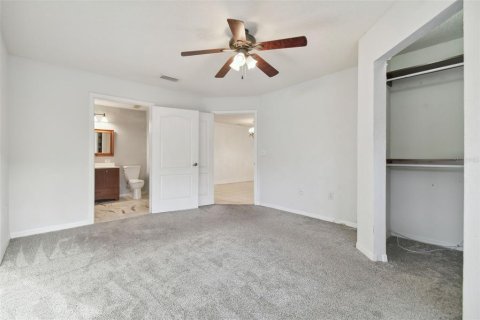 Condo in Tampa, Florida, 3 bedrooms  № 1439521 - photo 12