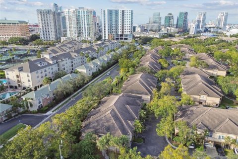Condo in Tampa, Florida, 3 bedrooms  № 1439521 - photo 30