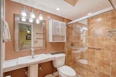 Купить виллу или дом в Сарасота, Флорида 8 комнат, 86.96м2, № 1259153 - фото 24