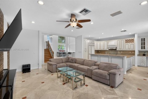 Casa en venta en Miramar, Florida, 4 dormitorios, 332.5 m2 № 2049127 - foto 20