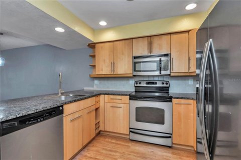 Casa en venta en Inverness, Florida, 2 dormitorios, 114.27 m2 № 1872910 - foto 17