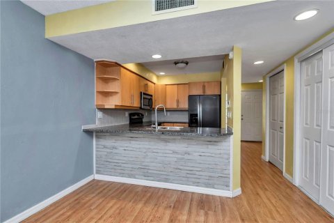 House in Inverness, Florida 2 bedrooms, 114.27 sq.m. № 1872910 - photo 15