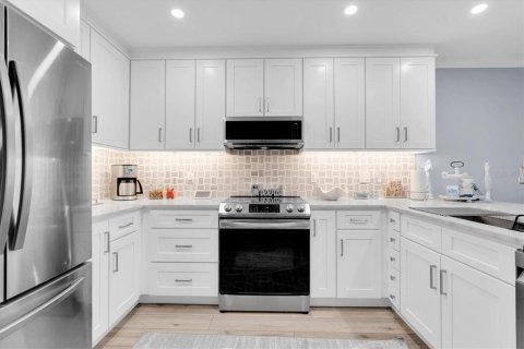 Adosado en venta en Tierra Verde, Florida, 3 dormitorios, 147.25 m2 № 1880460 - foto 13