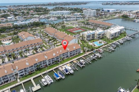 Adosado en venta en Tierra Verde, Florida, 3 dormitorios, 147.25 m2 № 1880460 - foto 1