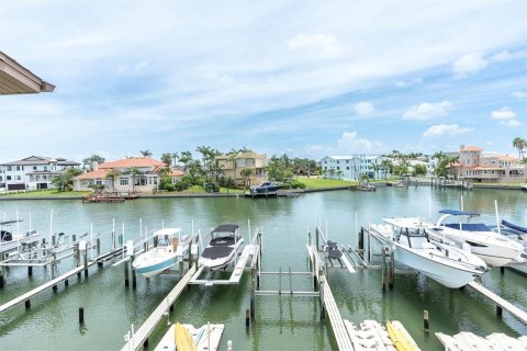 Adosado en venta en Tierra Verde, Florida, 3 dormitorios, 147.25 m2 № 1880460 - foto 8