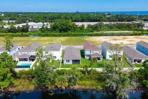 Villa ou maison à vendre à Cocoa, Floride: 3 chambres, 200.11 m2 № 2414989 - photo 29