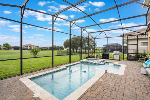 Casa en venta en Orlando, Florida, 5 dormitorios, 393.72 m2 № 1899209 - foto 24