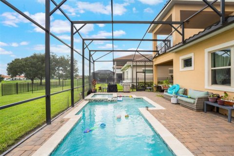 Casa en venta en Orlando, Florida, 5 dormitorios, 393.72 m2 № 1899209 - foto 22