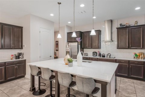 Casa en venta en Orlando, Florida, 5 dormitorios, 393.72 m2 № 1899209 - foto 14
