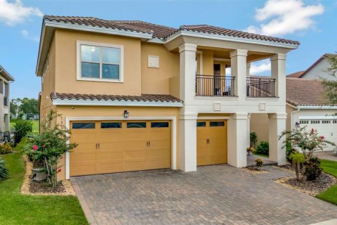 Casa en venta en Orlando, Florida, 5 dormitorios, 393.72 m2 № 1899209 - foto 1