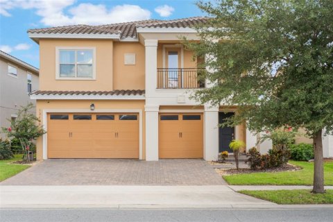 Casa en venta en Orlando, Florida, 5 dormitorios, 393.72 m2 № 1899209 - foto 3