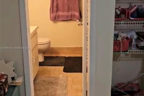 Купить кондоминиум в Майами, Флорида 2 спальни, 84.54м2, № 2048363 - фото 6