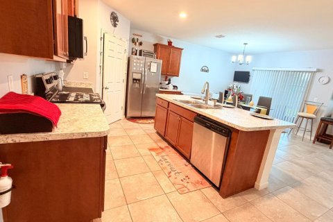Casa en venta en Port St. Lucie, Florida, 4 dormitorios, 169.73 m2 № 2241383 - foto 4