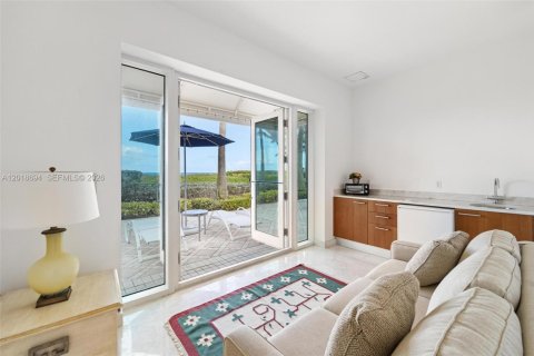 Copropriété à vendre à Sunny Isles Beach, Floride № 2256596 - photo 4