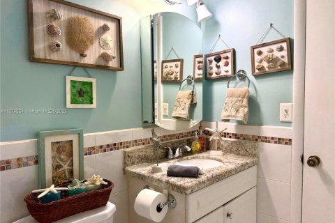 Купить виллу или дом в Майами, Флорида 1 комната, 164.62м2, № 1925838 - фото 19