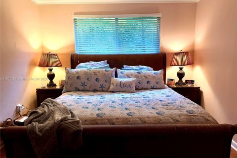 Купить виллу или дом в Майами, Флорида 1 комната, 164.62м2, № 1925838 - фото 12