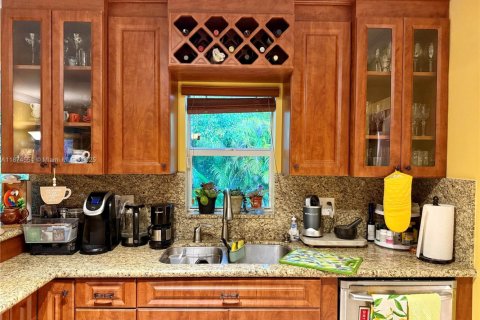 Купить виллу или дом в Майами, Флорида 1 комната, 164.62м2, № 1925838 - фото 29