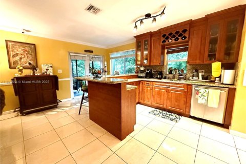 Купить виллу или дом в Майами, Флорида 1 комната, 164.62м2, № 1925838 - фото 26