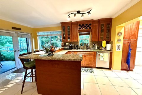 Купить виллу или дом в Майами, Флорида 1 комната, 164.62м2, № 1925838 - фото 28