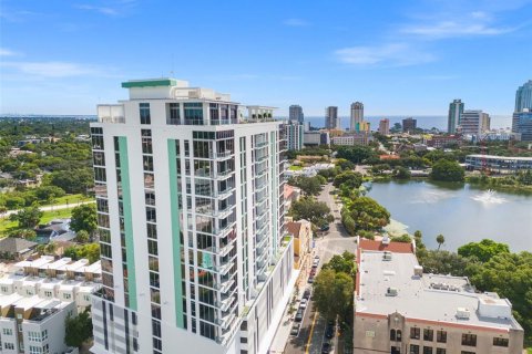 Copropriété à vendre à Saint Petersburg, Floride: 2 chambres, 144 m2 № 2380364 - photo 3
