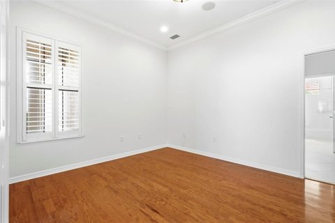 House in Bradenton, Florida 3 bedrooms, 296.08 sq.m. № 2220334 - photo 12