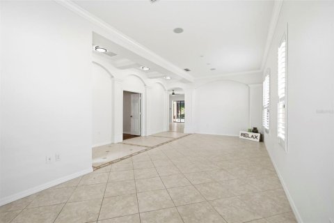 House in Bradenton, Florida 3 bedrooms, 296.08 sq.m. № 2220334 - photo 9
