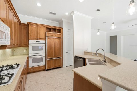 House in Bradenton, Florida 3 bedrooms, 296.08 sq.m. № 2220334 - photo 30